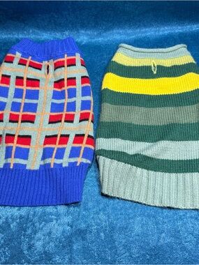 Pair of Lightweight Sweaters for SMALL Dog Slip-On Blue & Green Multi Color